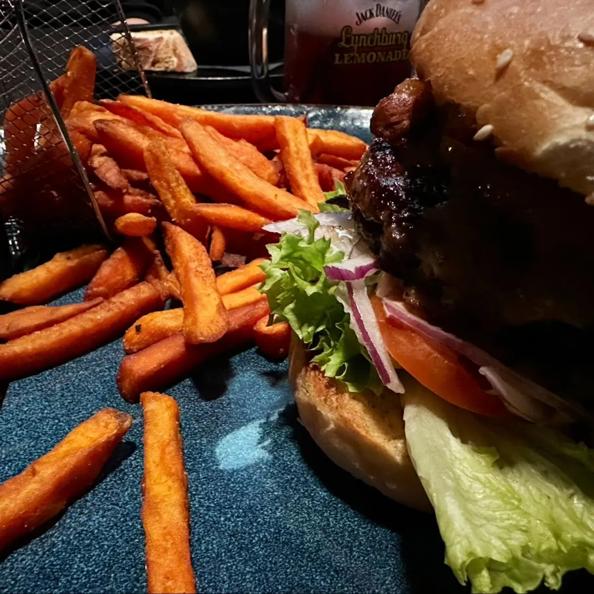 Highlights, Restaurant Deja Vu im Sombea