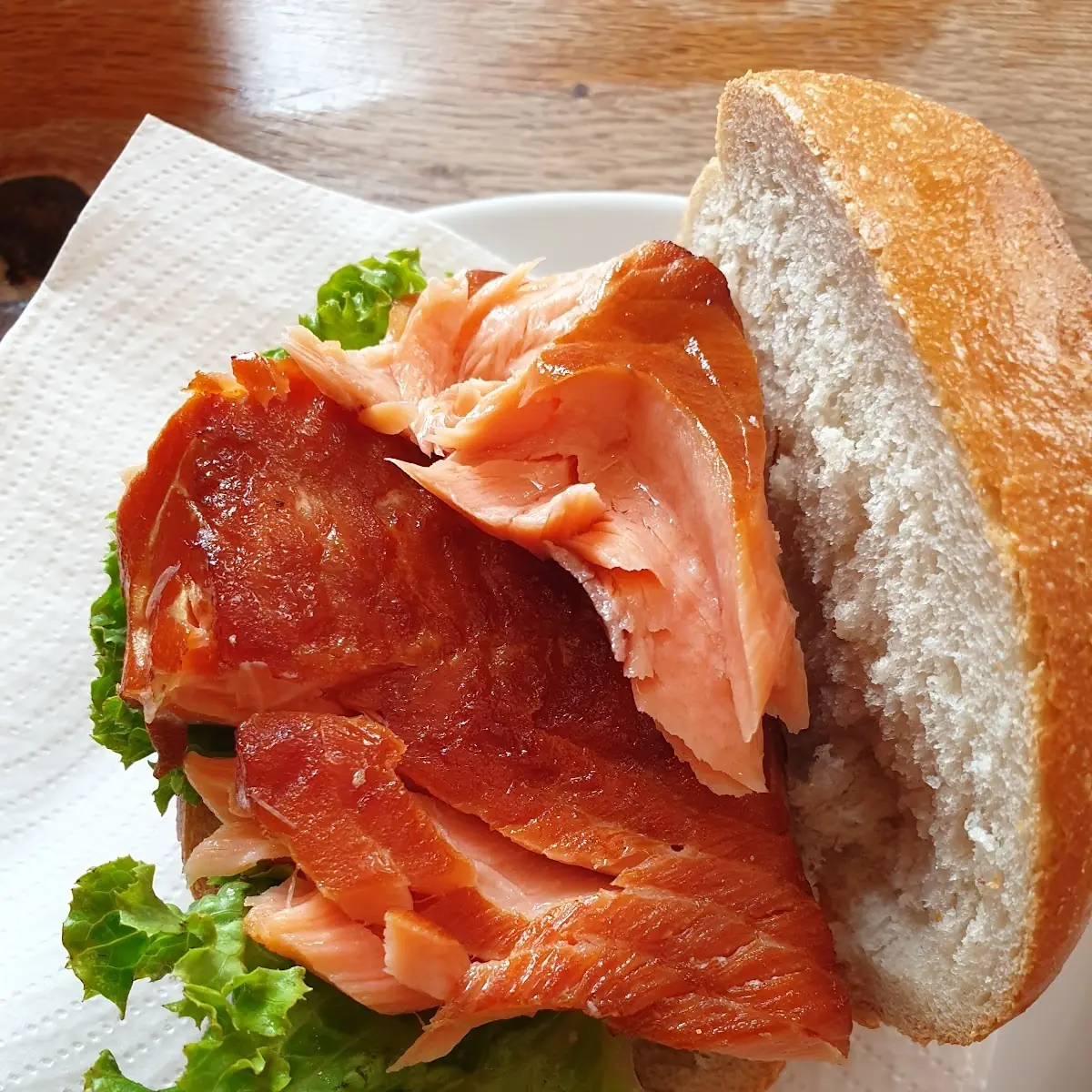 Lachsbrötchen