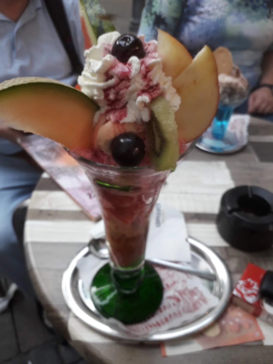 Fruchtbecher
