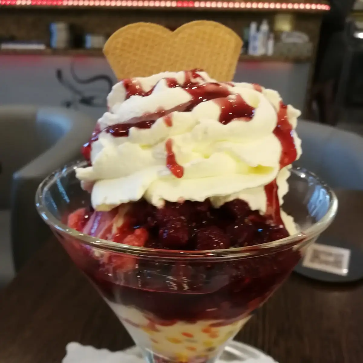 Kirsch Eisbecher