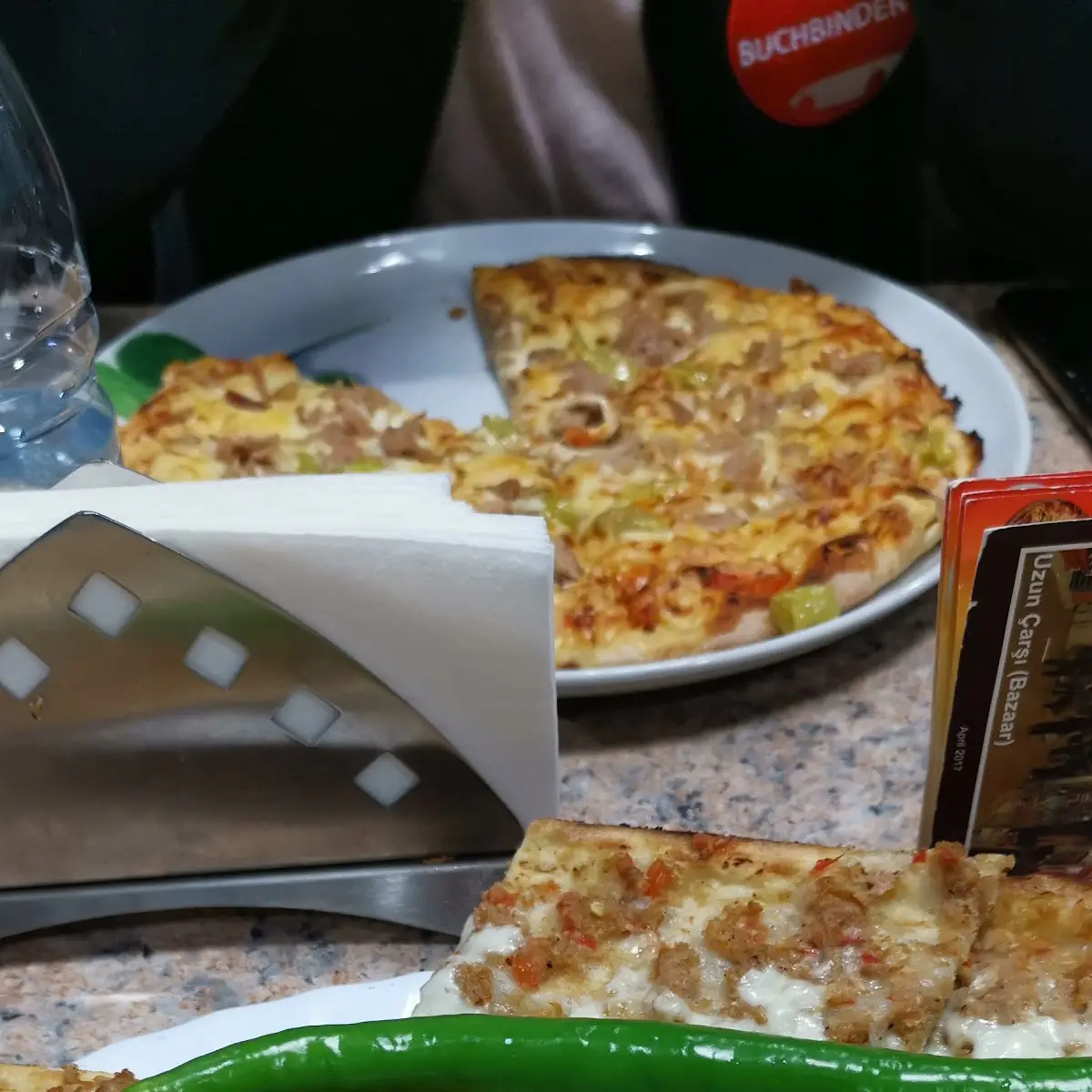 Karisik Pide Mit Hackfleisch