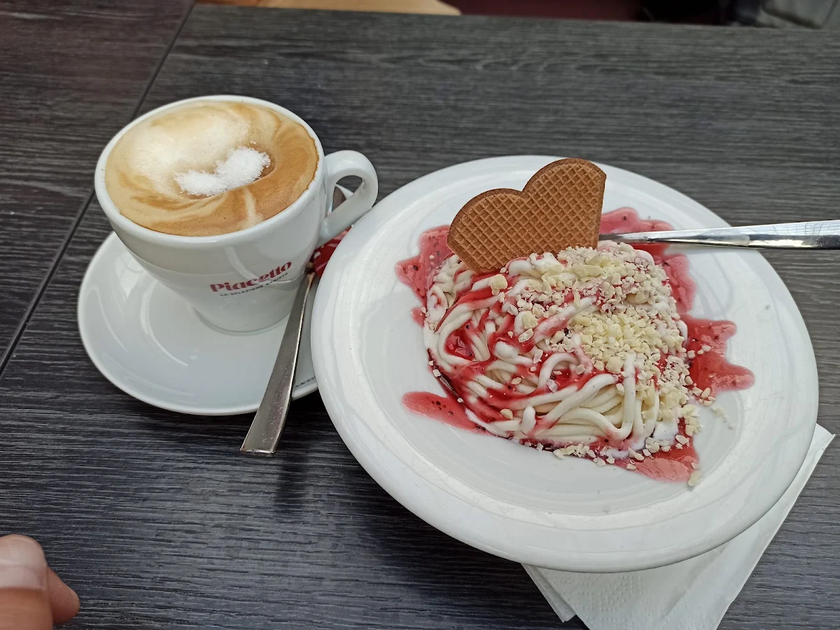 Spaghetti Eis