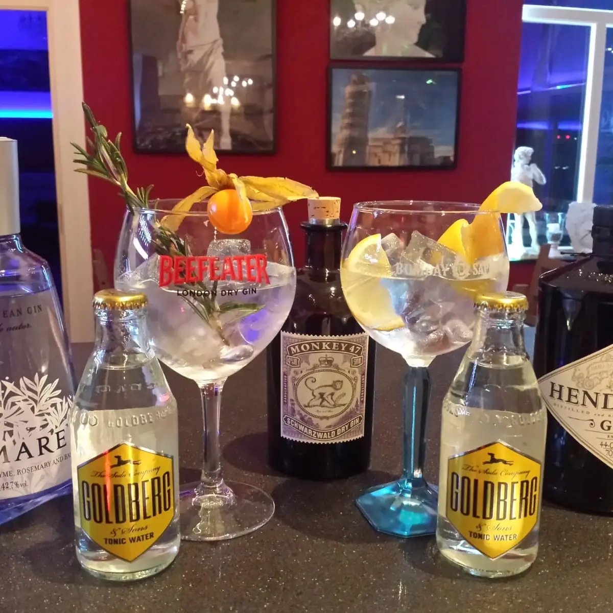 Gin, Pera Restaurant & Da Guido Lieferservice