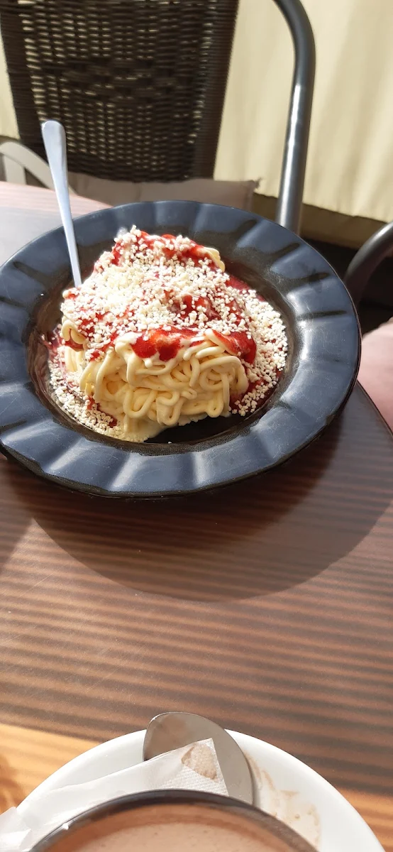 Spaghetti Eis Erdbeere