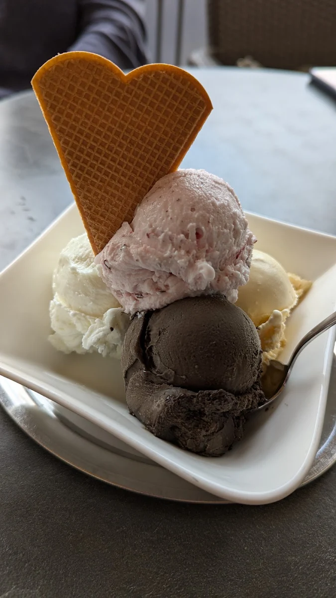 Gemischtes Eis