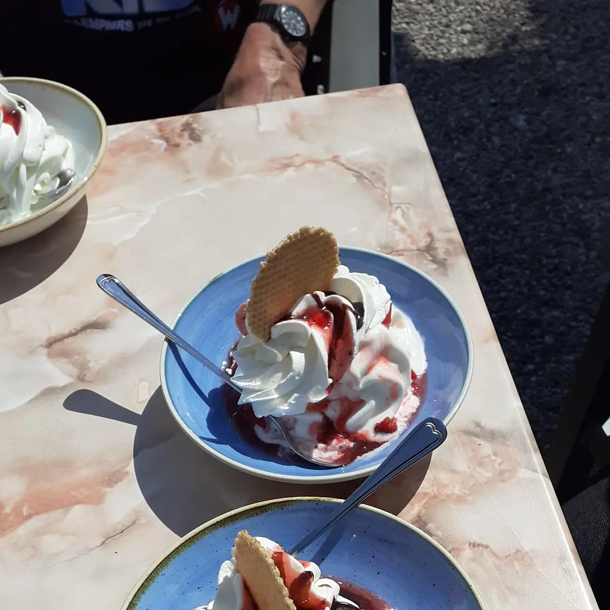 Softeis Mit Soße