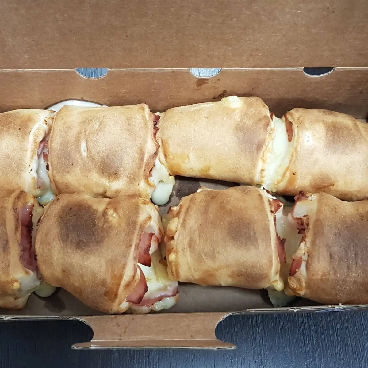 Pizzabrötchen Schinken