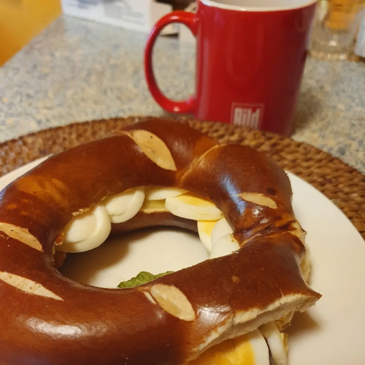 Brezel Mit Ei