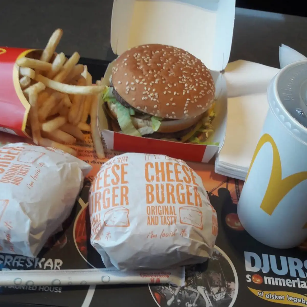 Cheeseburger Menü