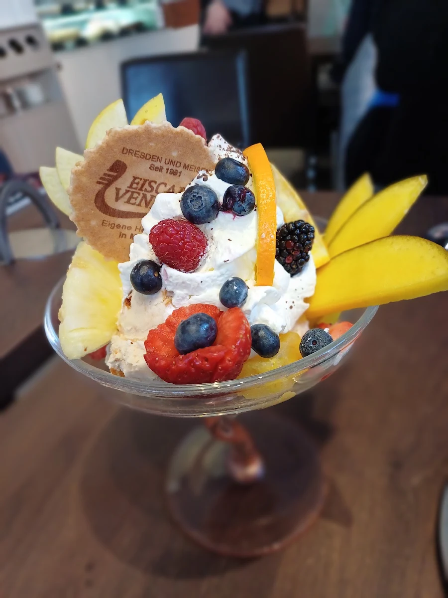 Früchtebecher