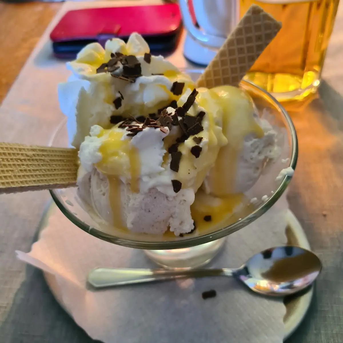 Vanilleeis Mit Eierlikör