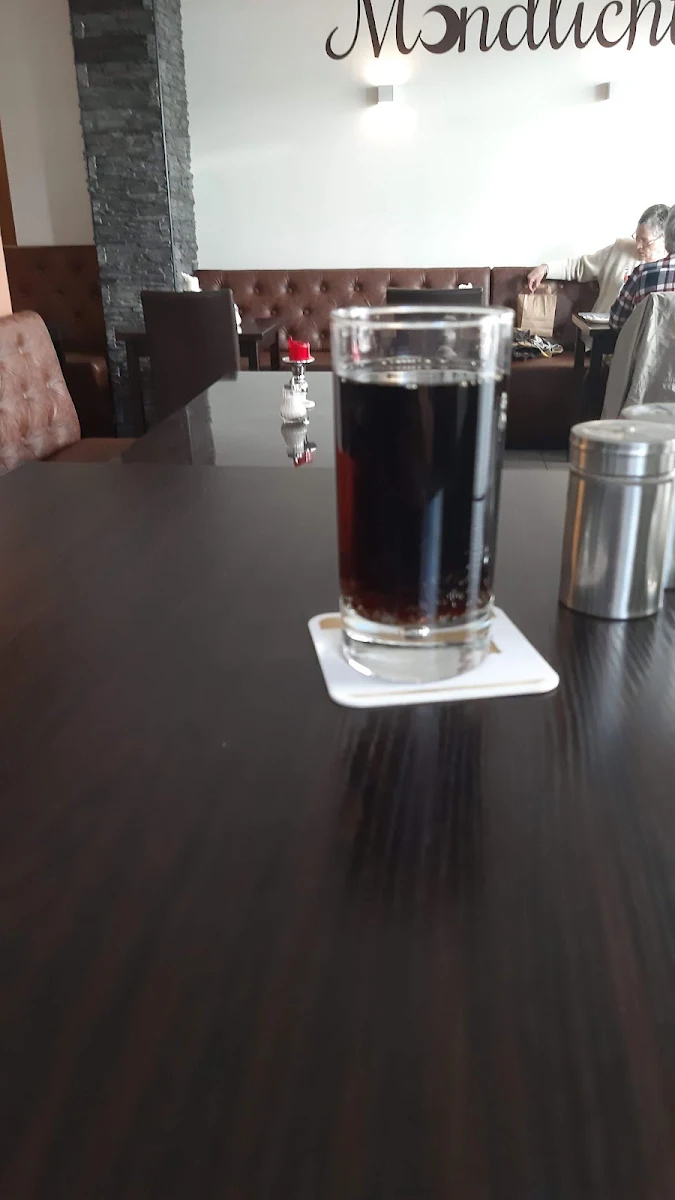 Cola