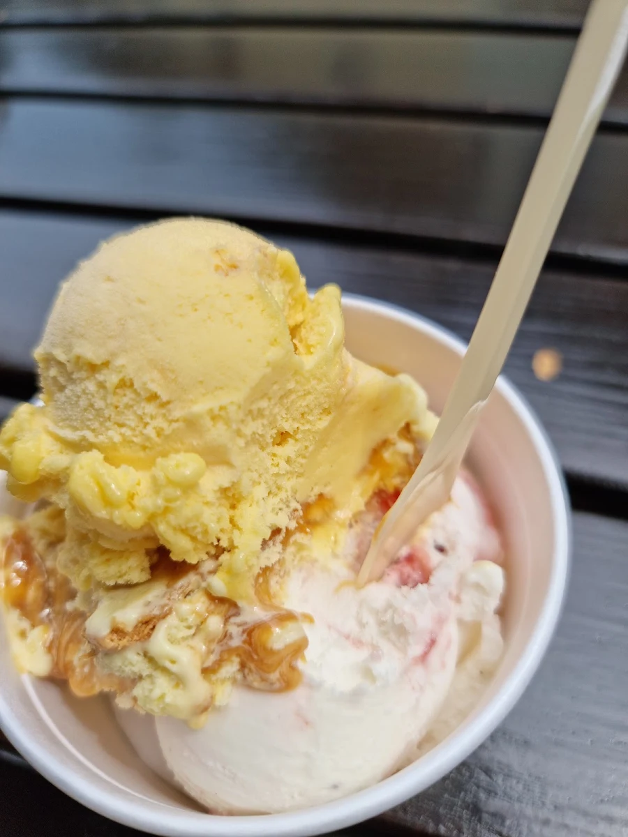 Gemischtes Eis