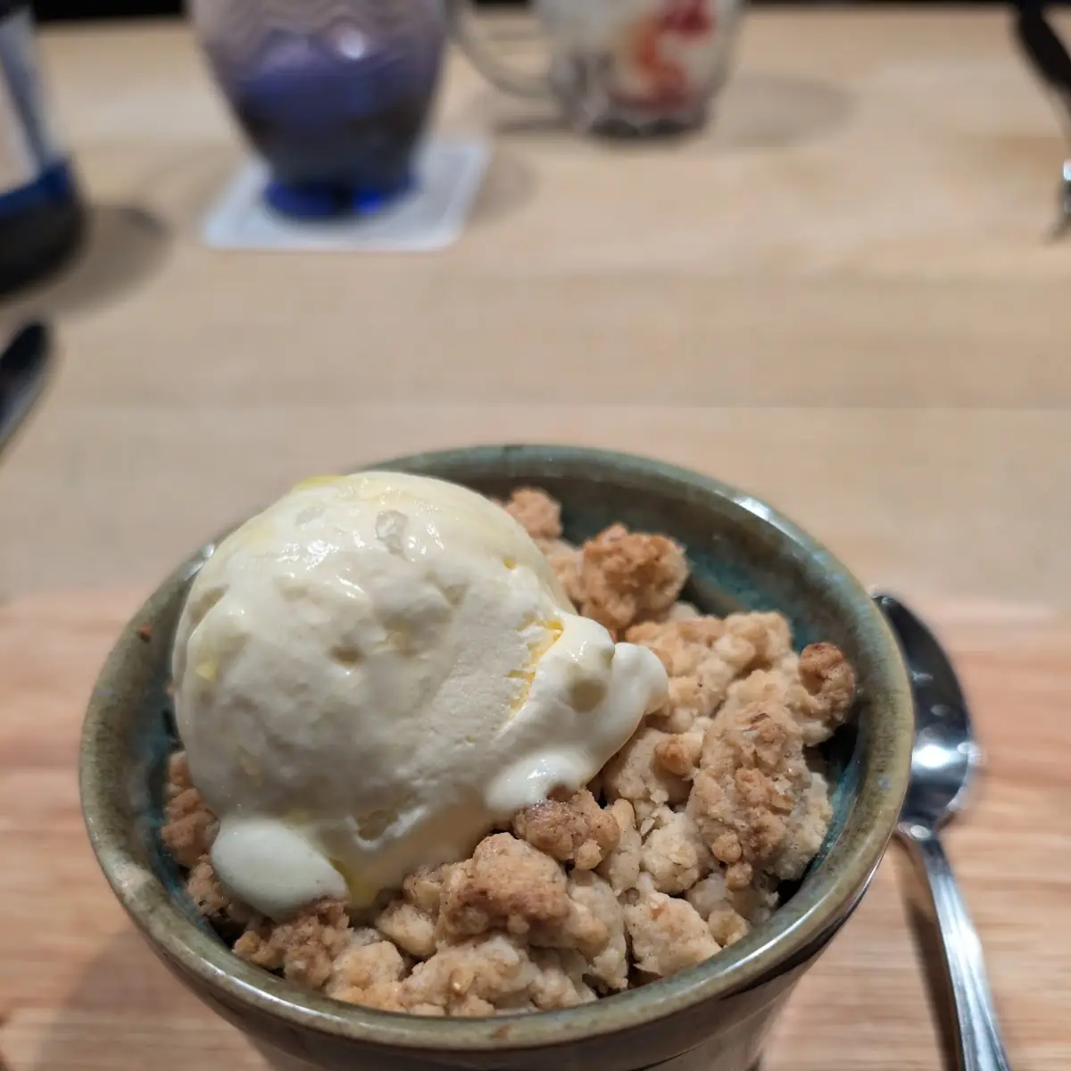 Apple Crumble, talschlösschen