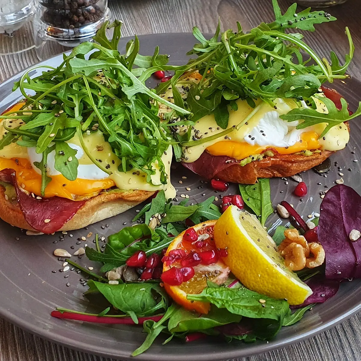 Eggs Benedict