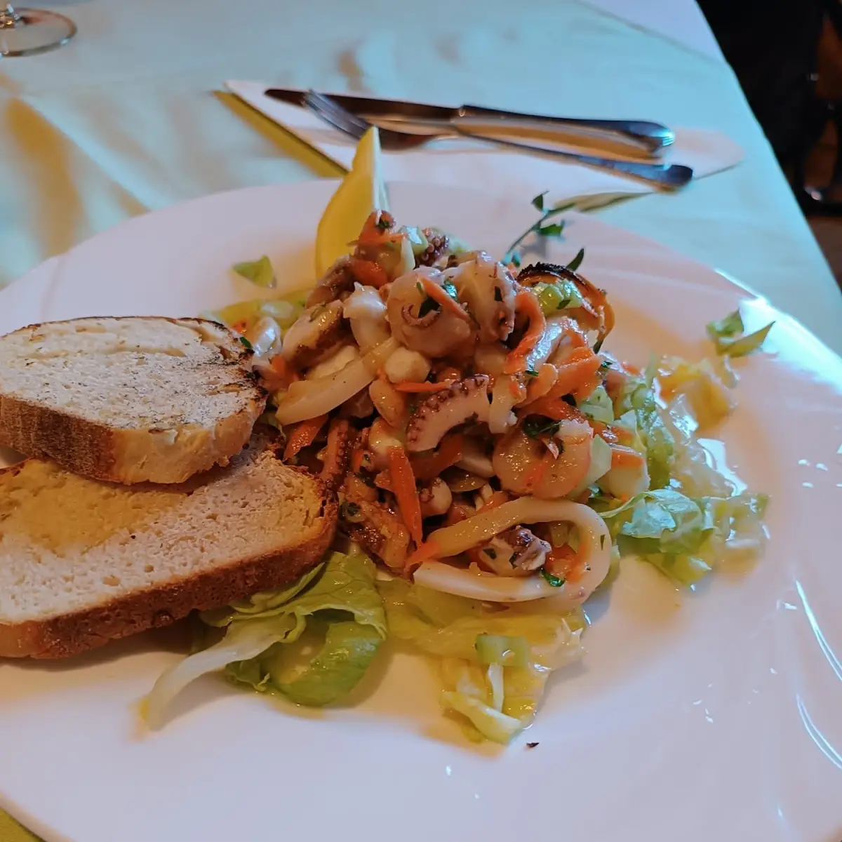 Meeresfrüchte Salat