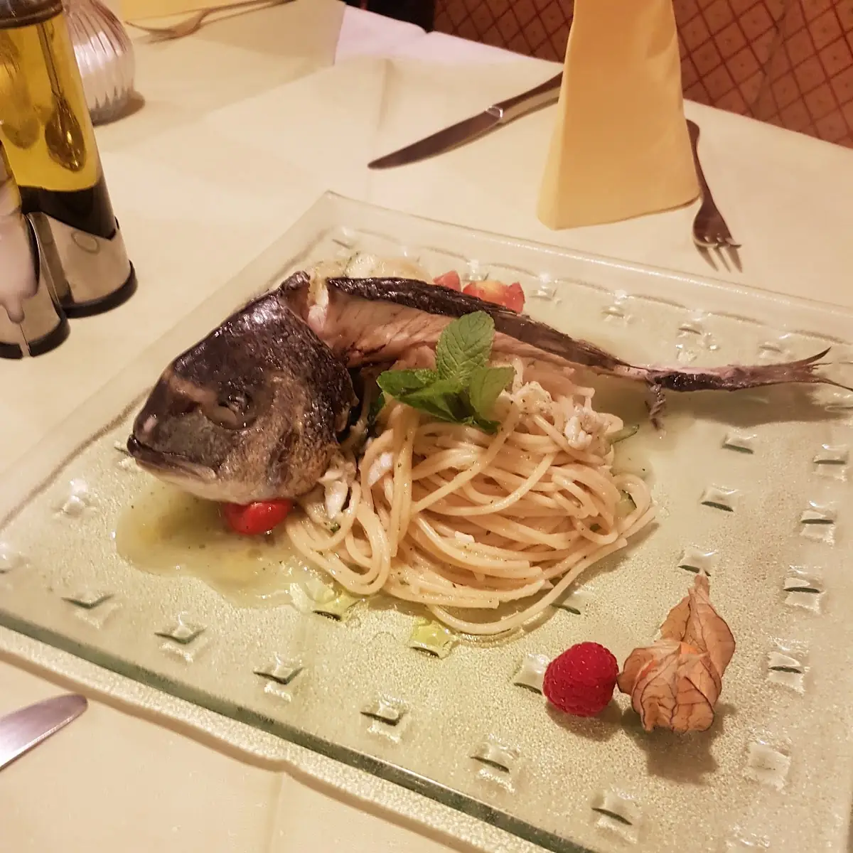 Spaghetti Al Filetto Di Orata