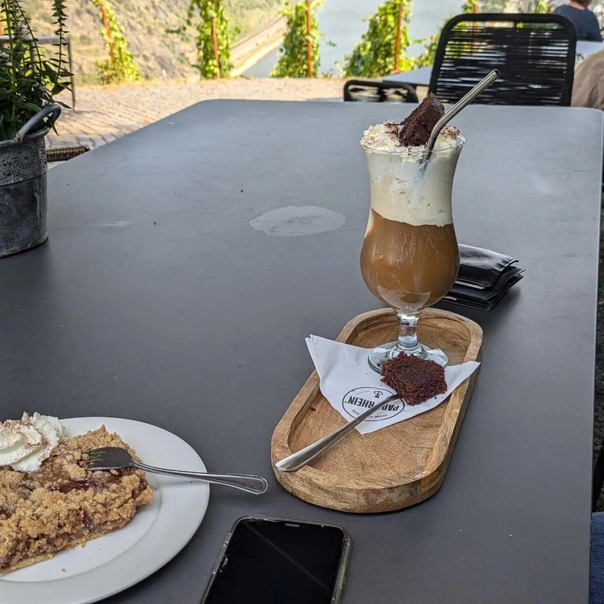 Kuchen Mit Eiscafe