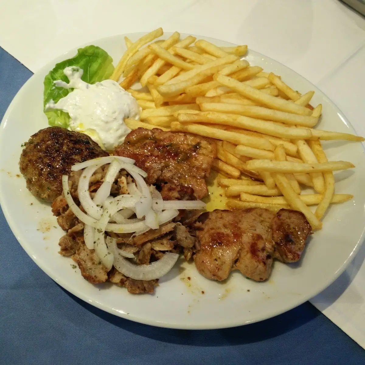Akropolis Teller