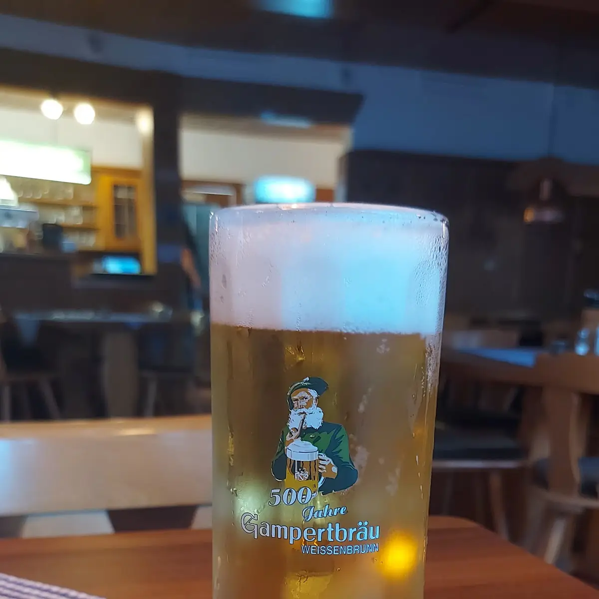 Helles, Bayrische Bierstuben