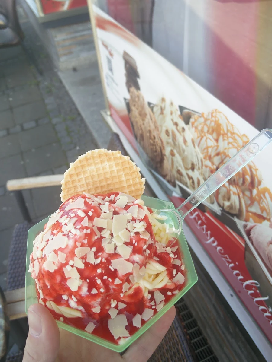 Spaghetti Eis