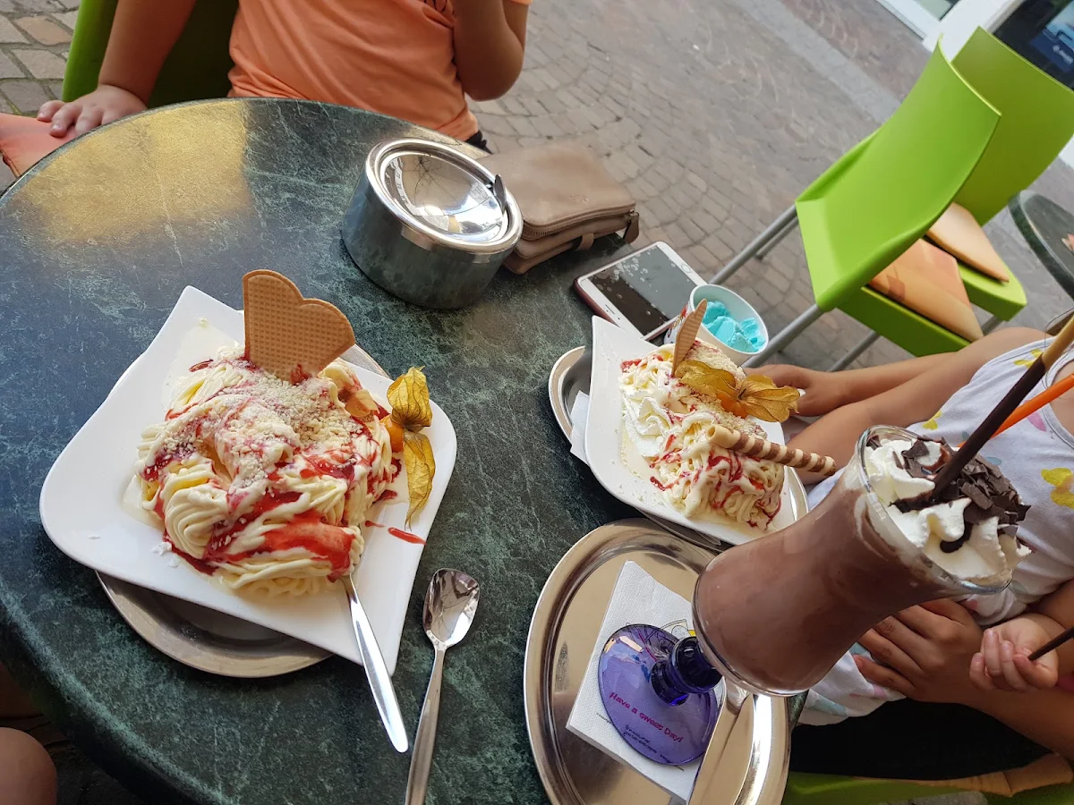 Spaghetti Eis