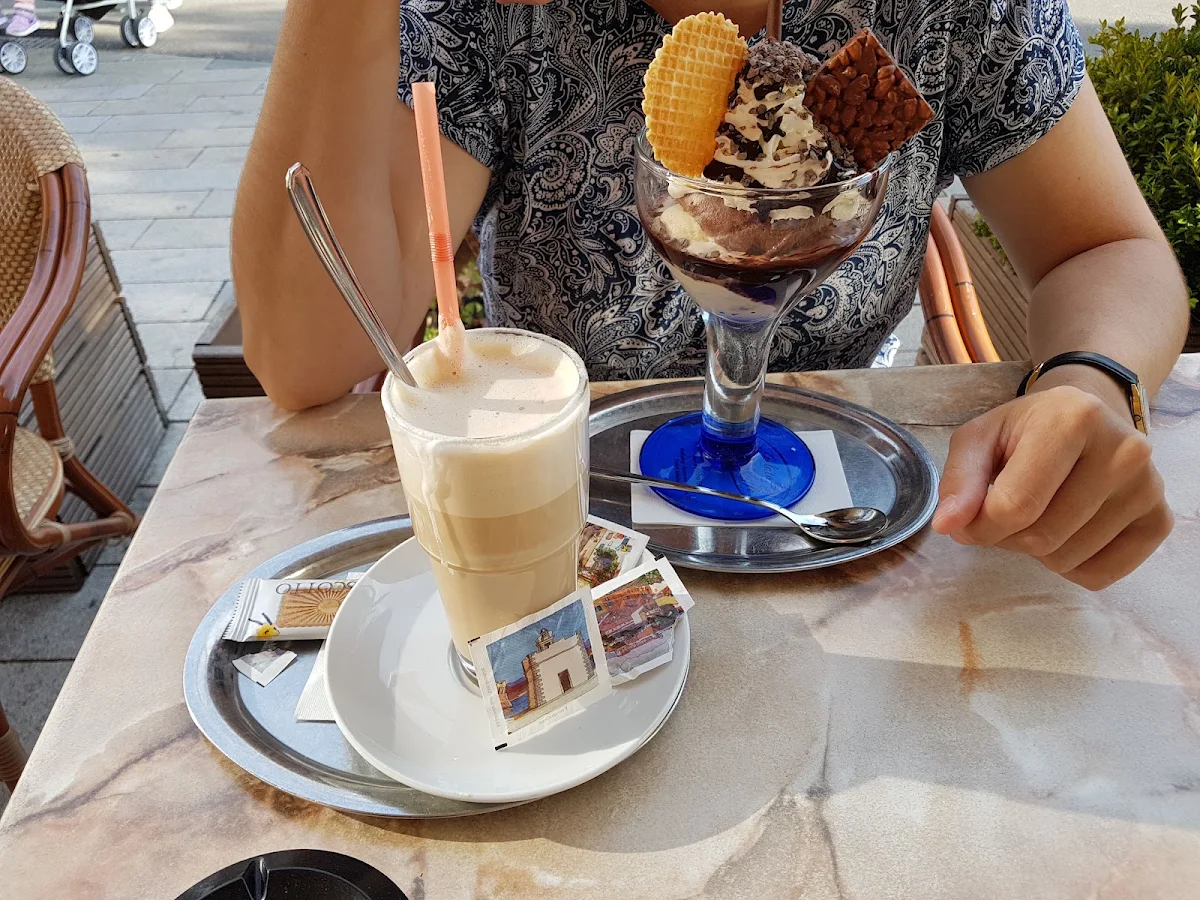 Highlights, Gelateria Eiscafe