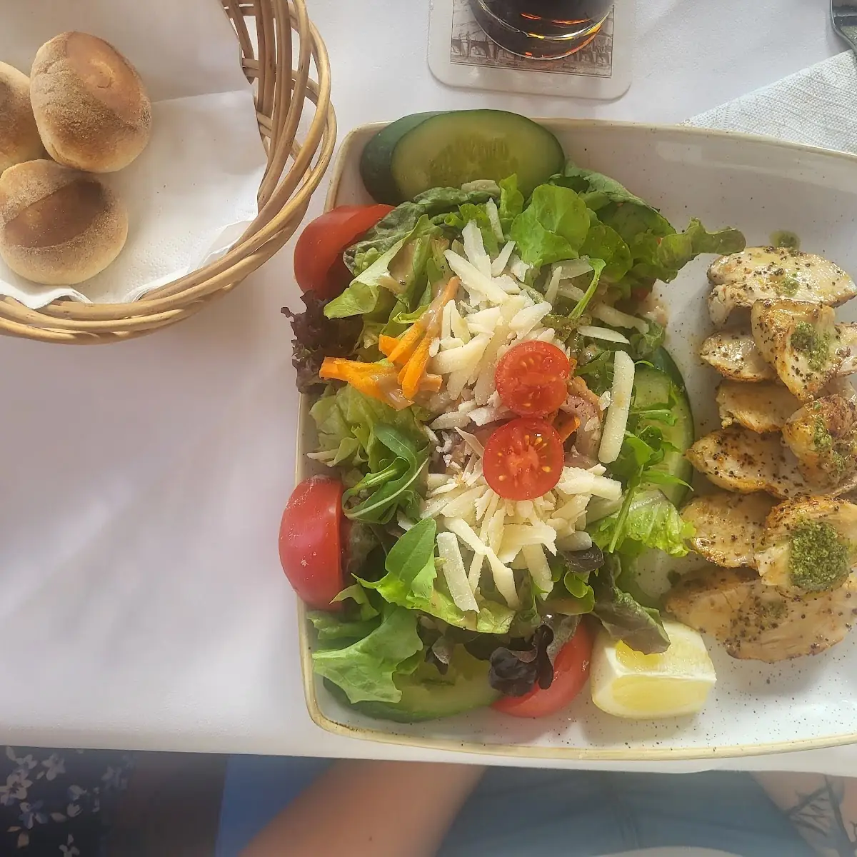 Gemischter Salat Mit Hähnchen