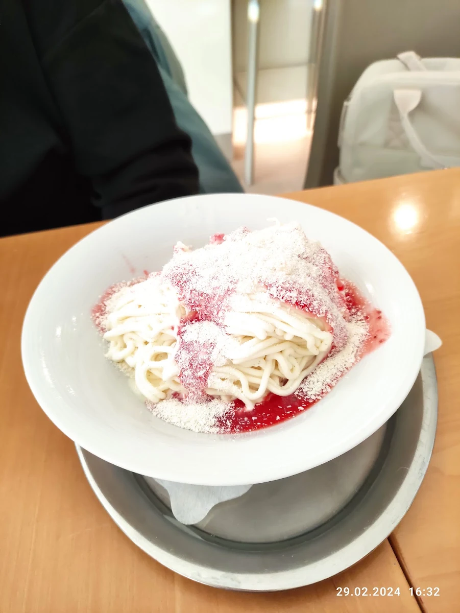 Spaghetti Eis