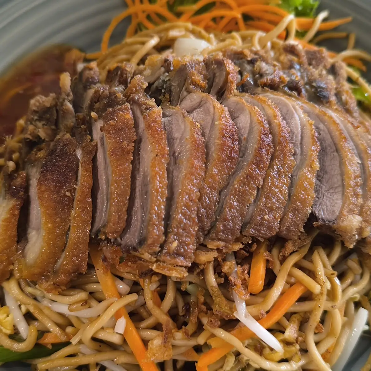 Bami Met Eend