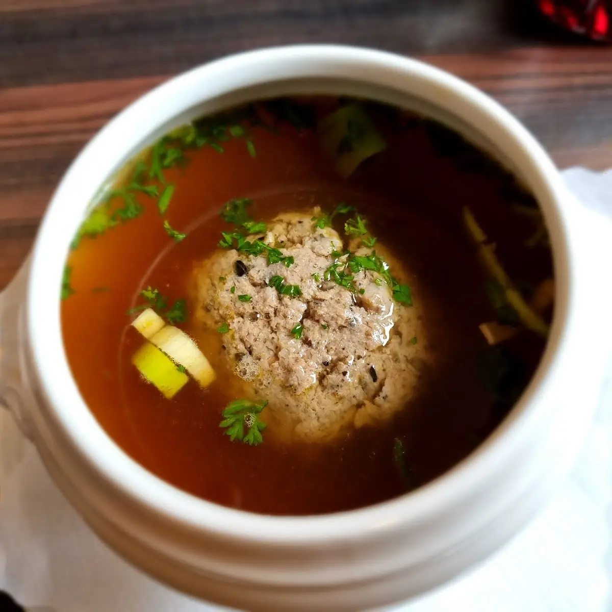 Leberknödelsuppe, Restaurant Vier Jahreszeiten