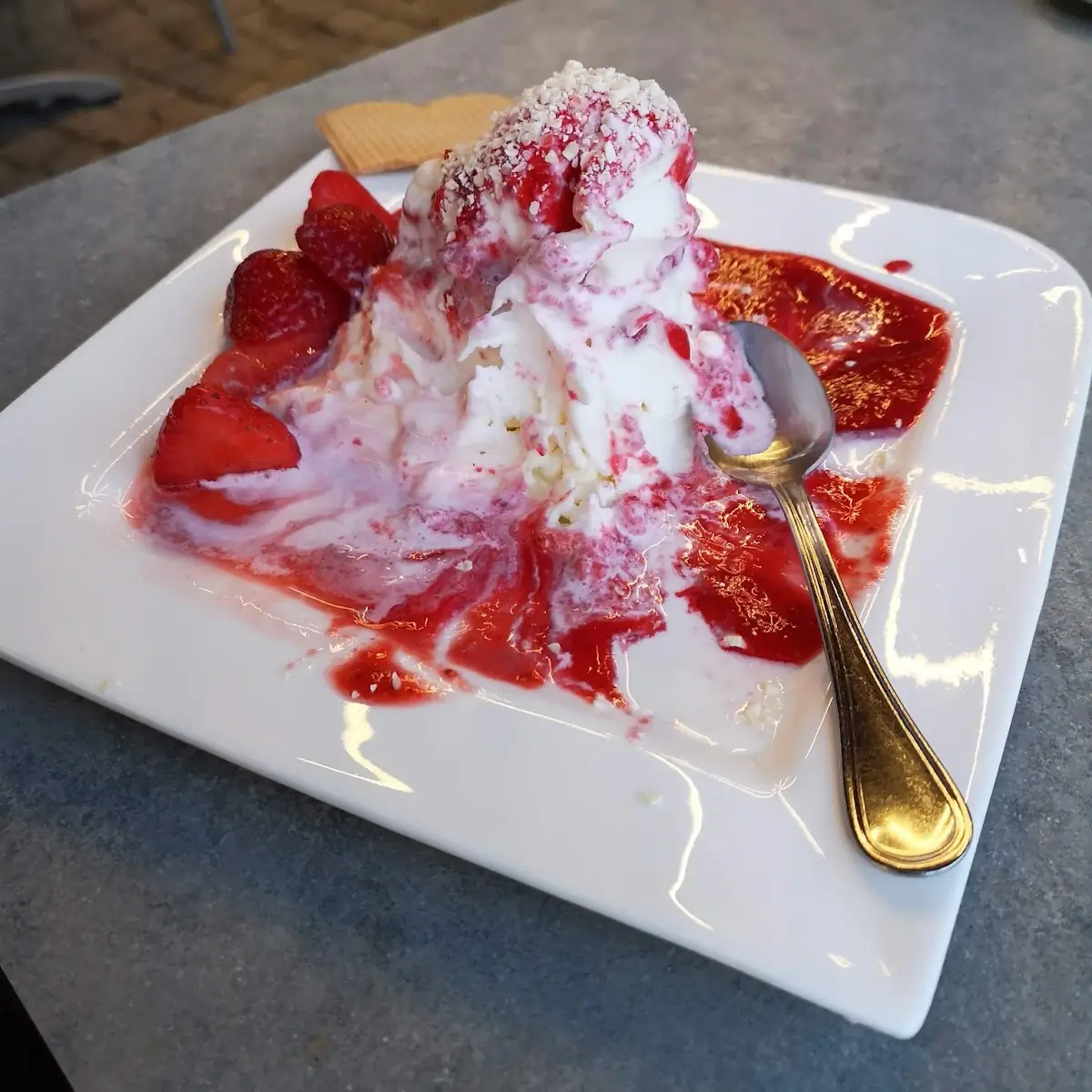 Spaghetti Eis