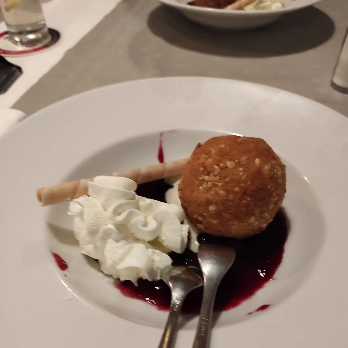 Überbackendes Eis