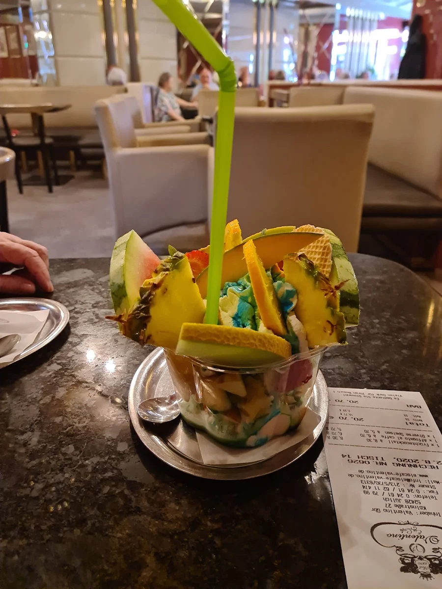 Früchtebecher, Eis Café Valentino