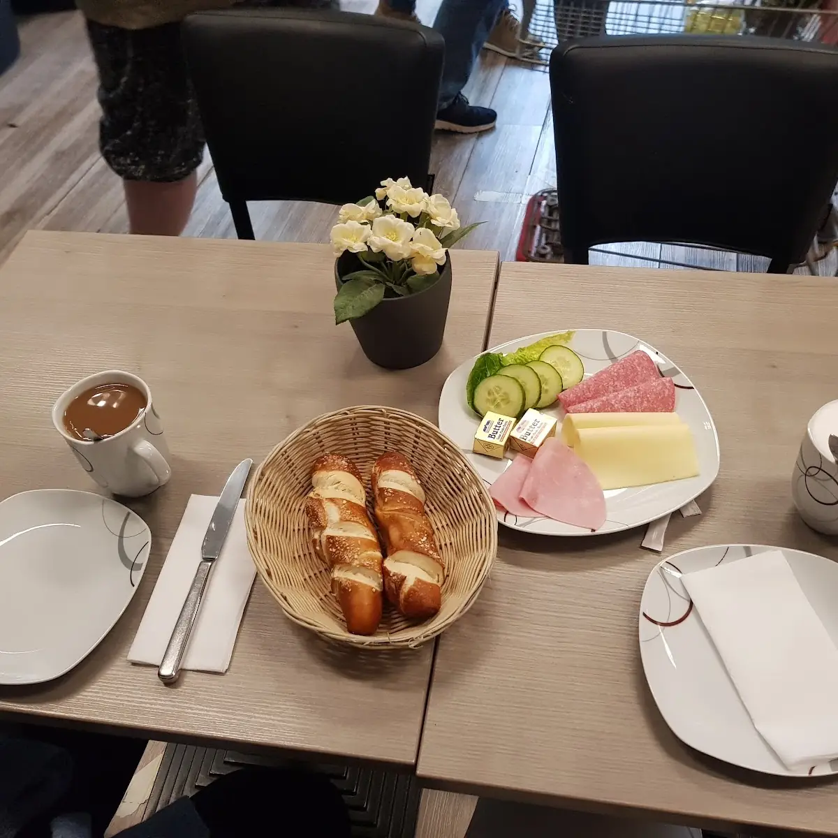 Frühstück