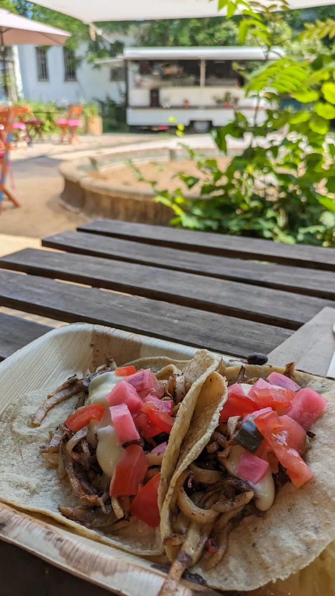 Shawarma, Bill's Kitchen