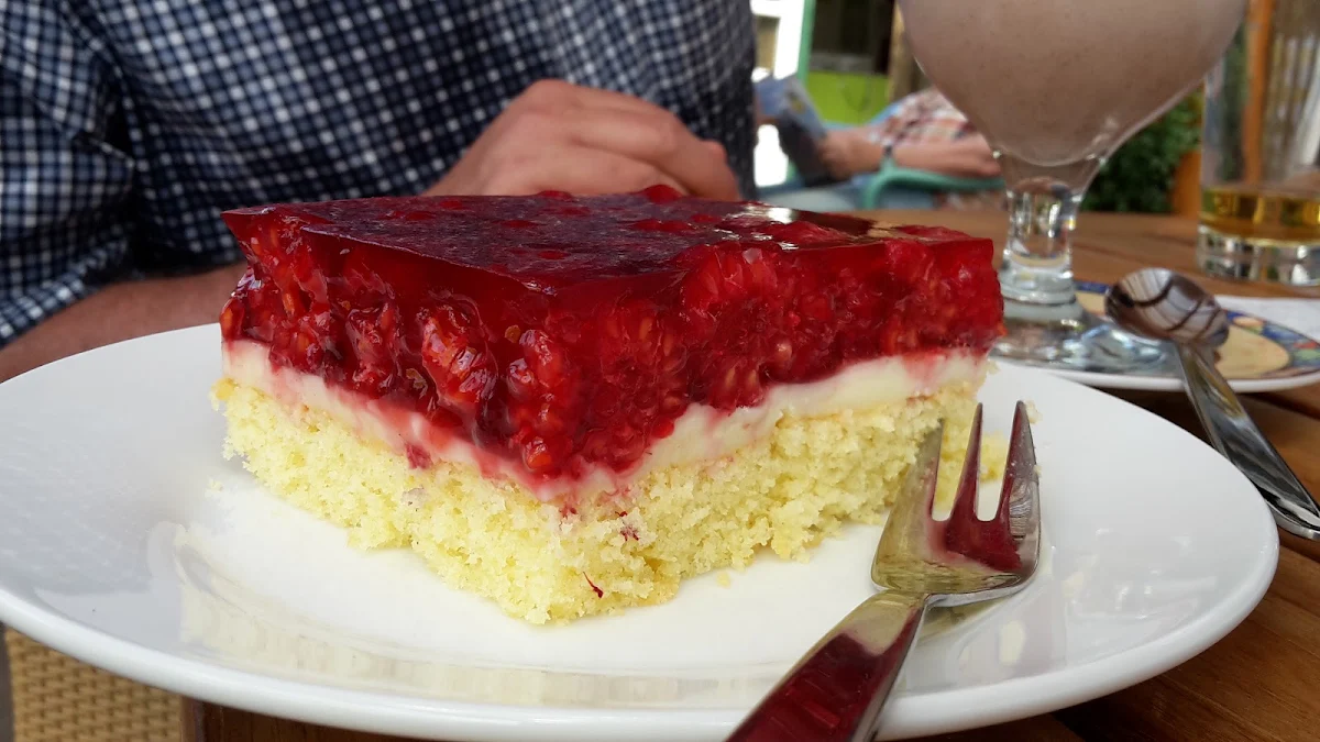 Himbeerschnitte