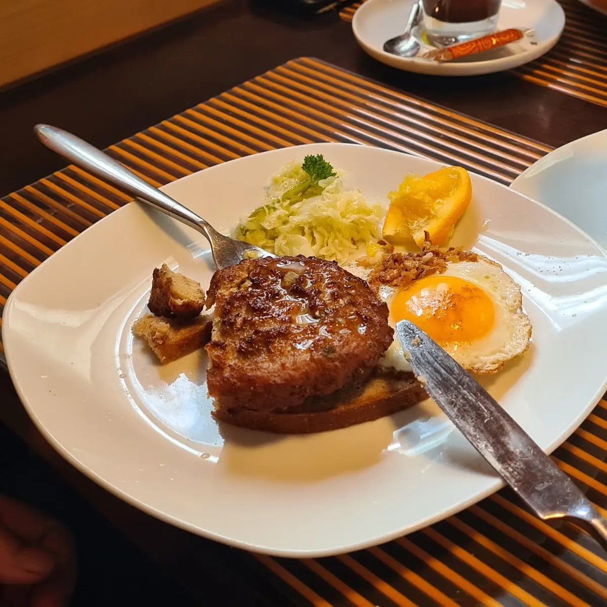 Bratklops Mit Ei, Imbiss-Stube "An der Pechhütte"