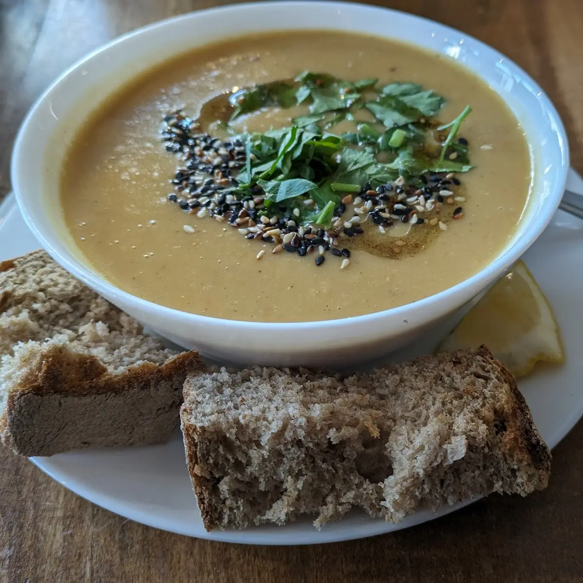 Orientalisce Linsensuppe