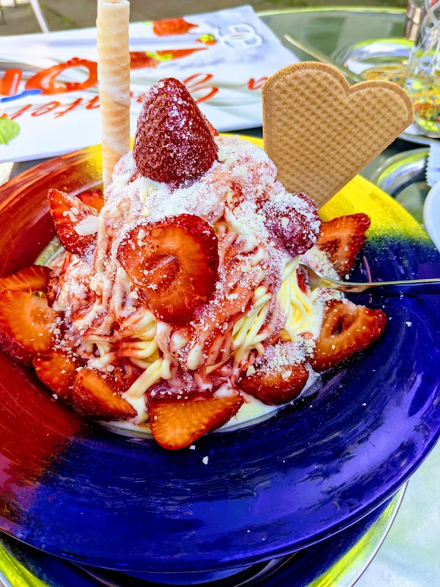 Spaghetti Eis Erdbeere