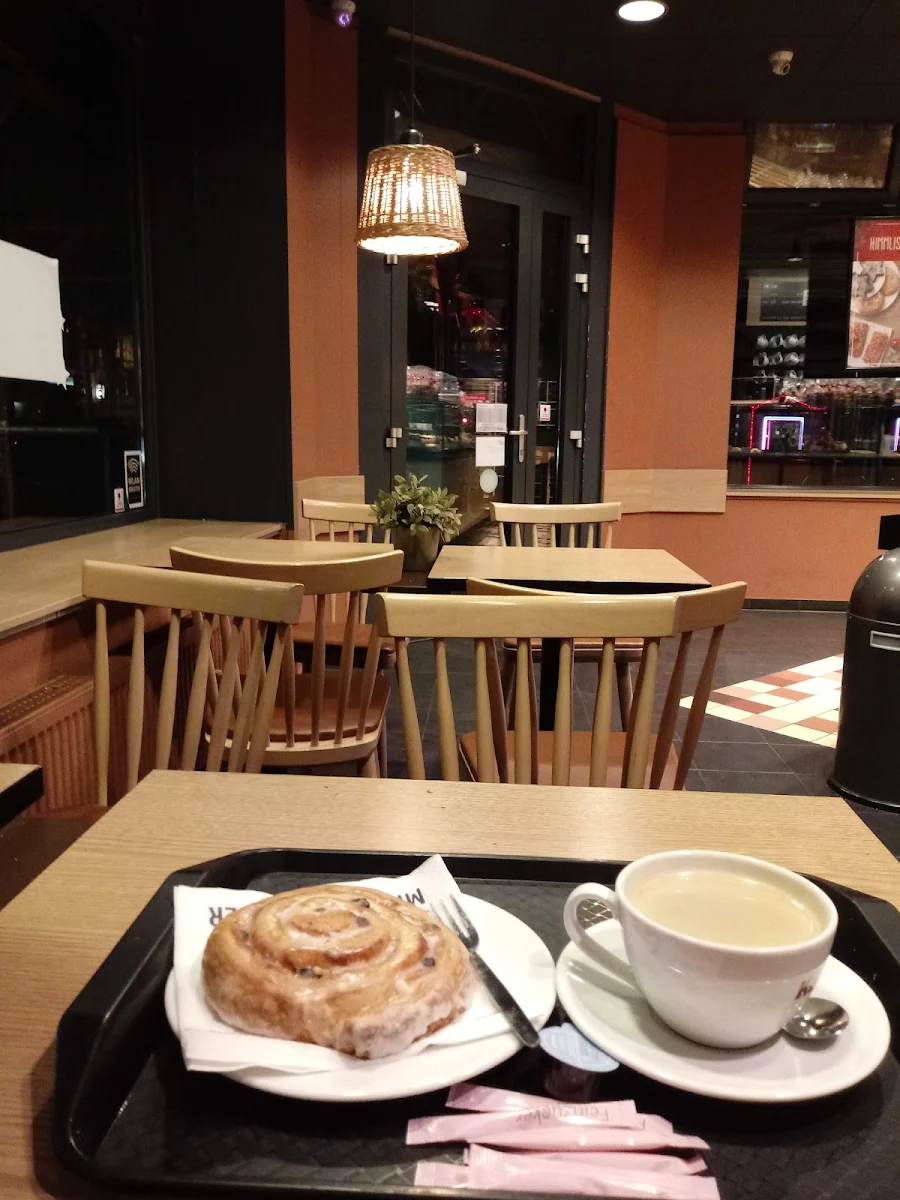 Cinnamon Roll