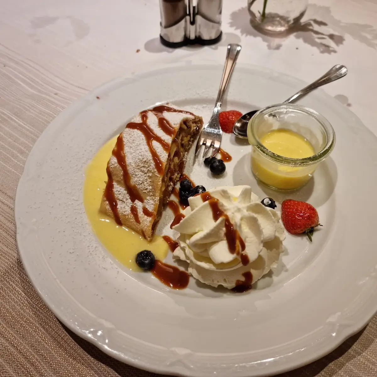 Apfelstrudel