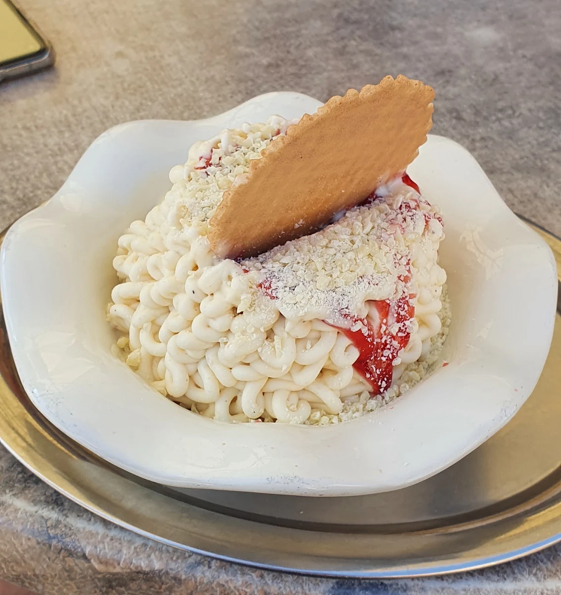Spaghetti Eis