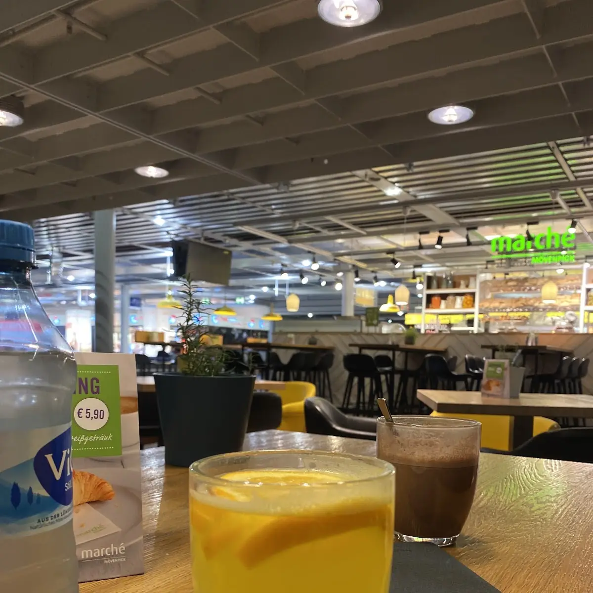 Saft, Marché Sandwich Manufaktur Nürnberg Airport
