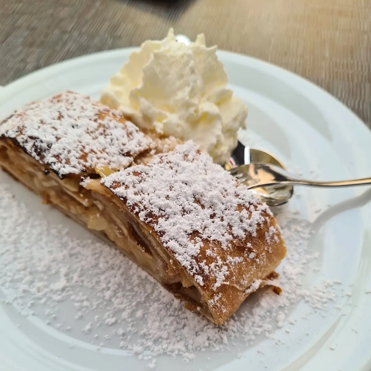 Apple Strudel