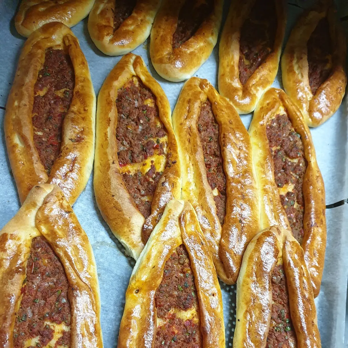 Pide Mit Hackfleisch
