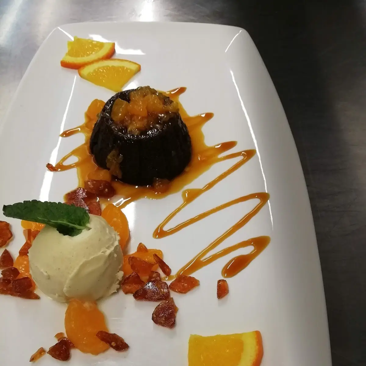 Caramel Kuchleine Mit Vanilla Eis