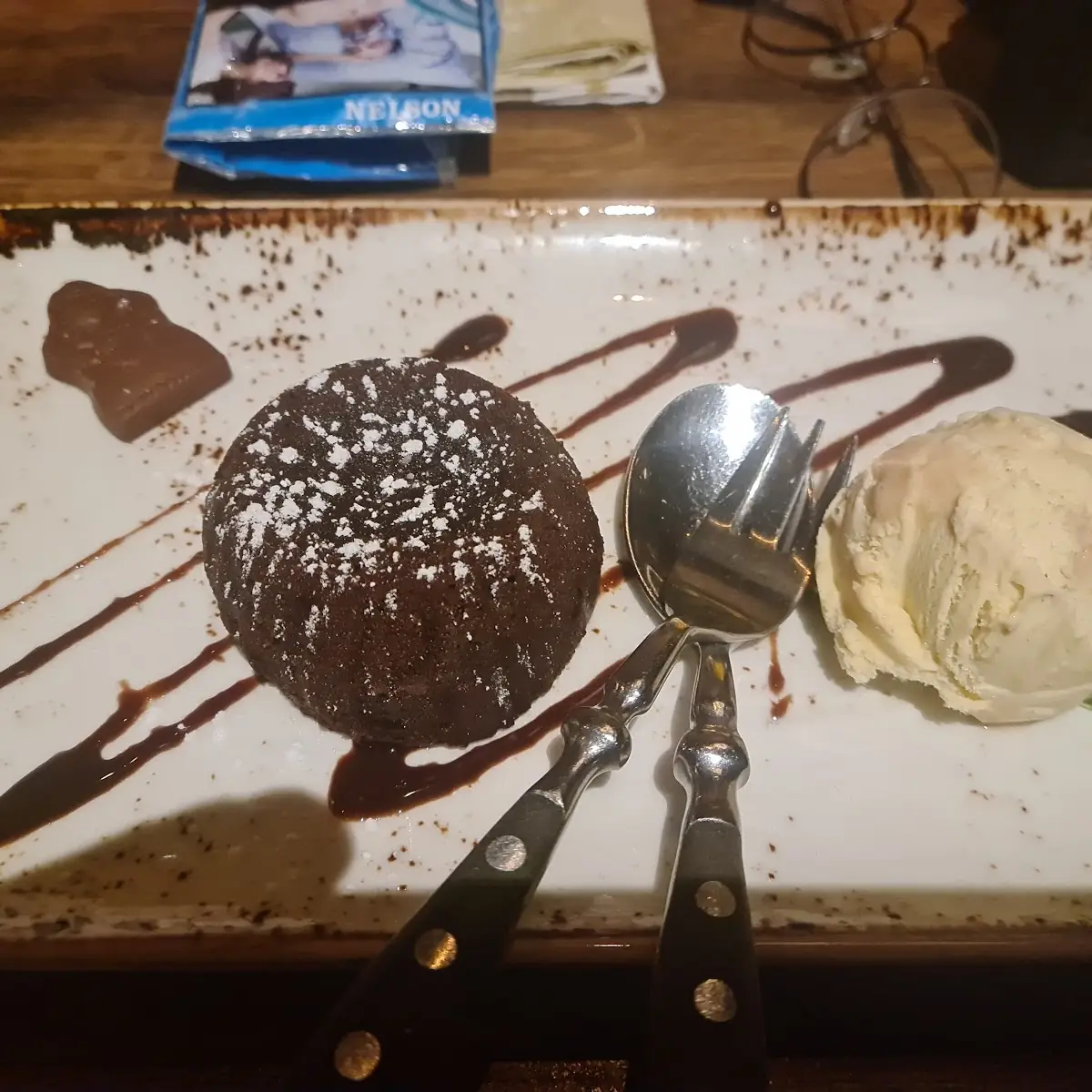 Coulant Chocolat Mit Vanilleeis