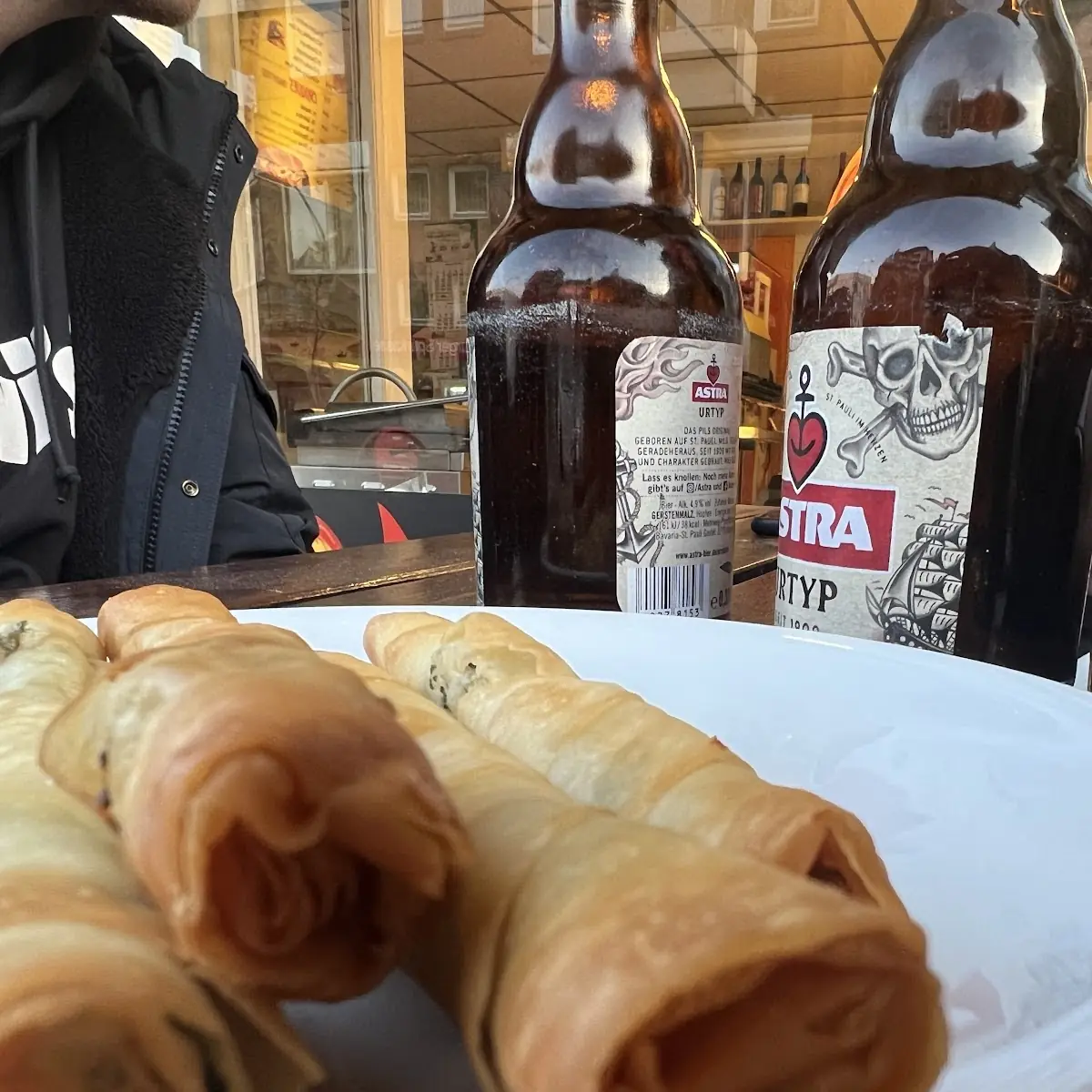 Cigara Börek, Grill Center
