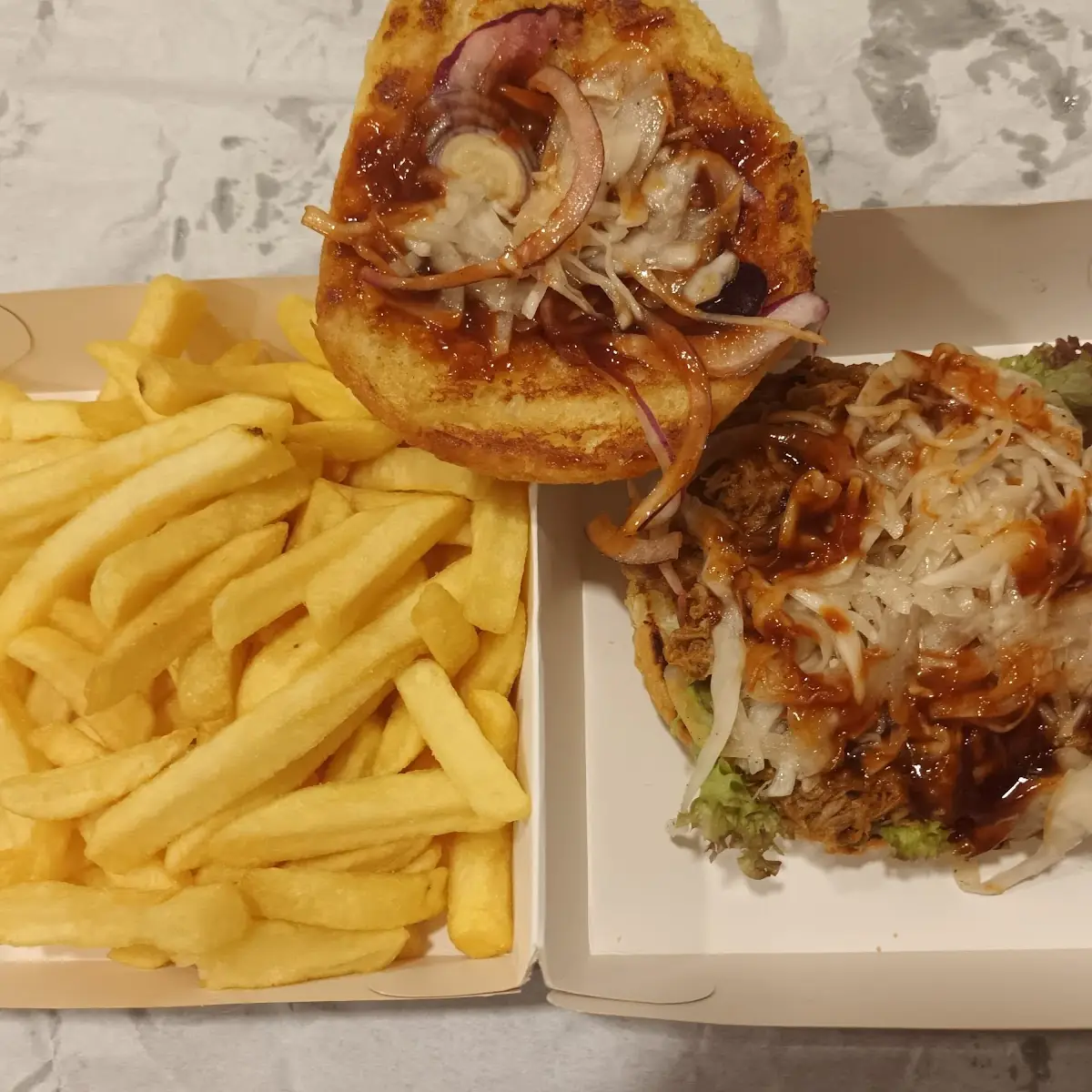 Pulled Pork Burger